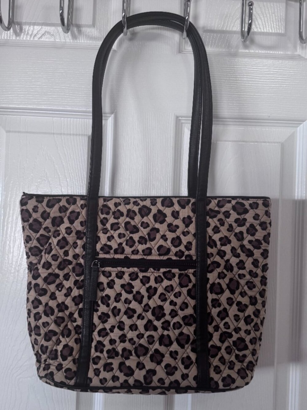 Vera Bradley Leopard Chic Quilted Tote in Black & Brown EUC - Picture 6 of 9
